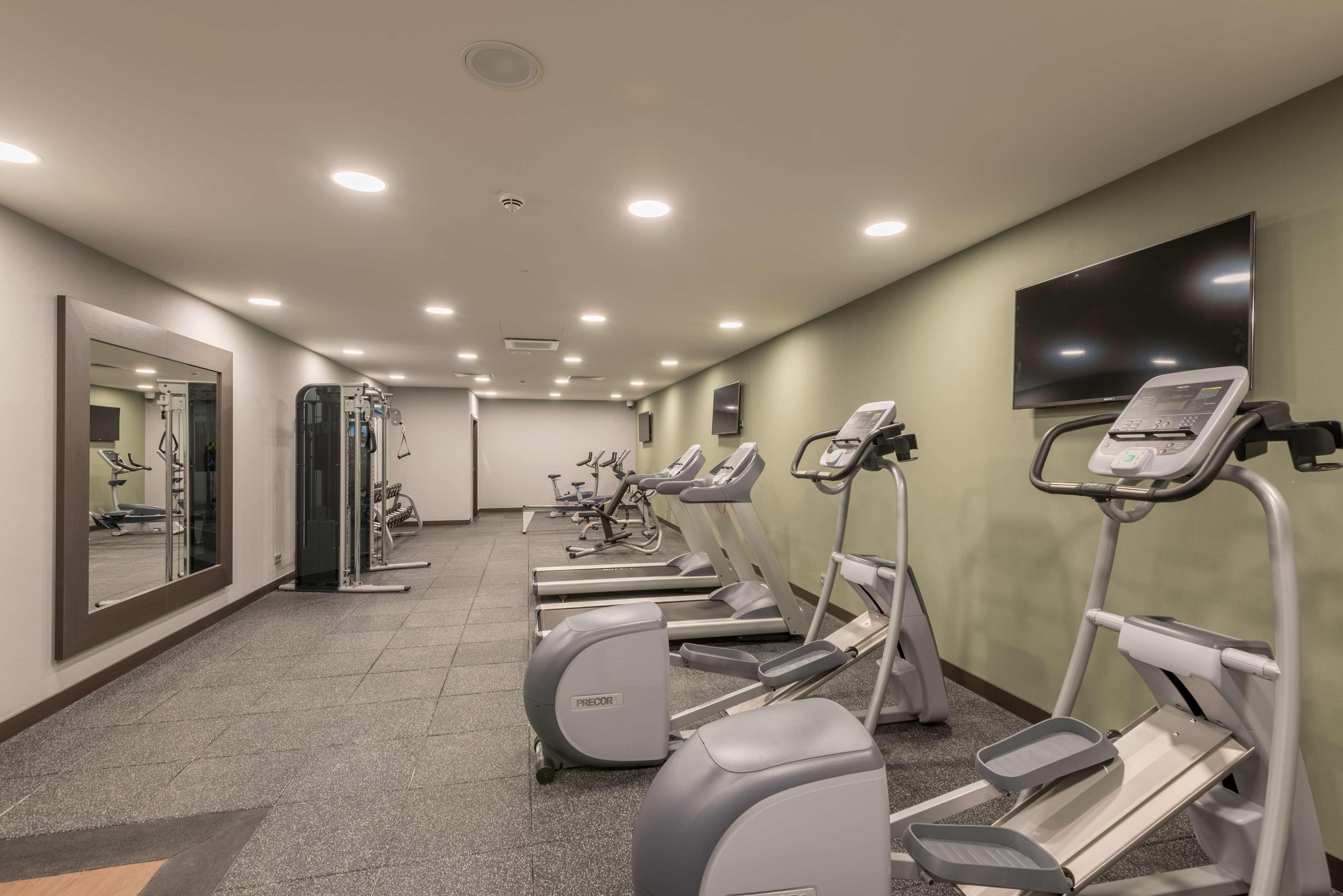 Hotel Hilton Garden Frankfurt Centre 4*