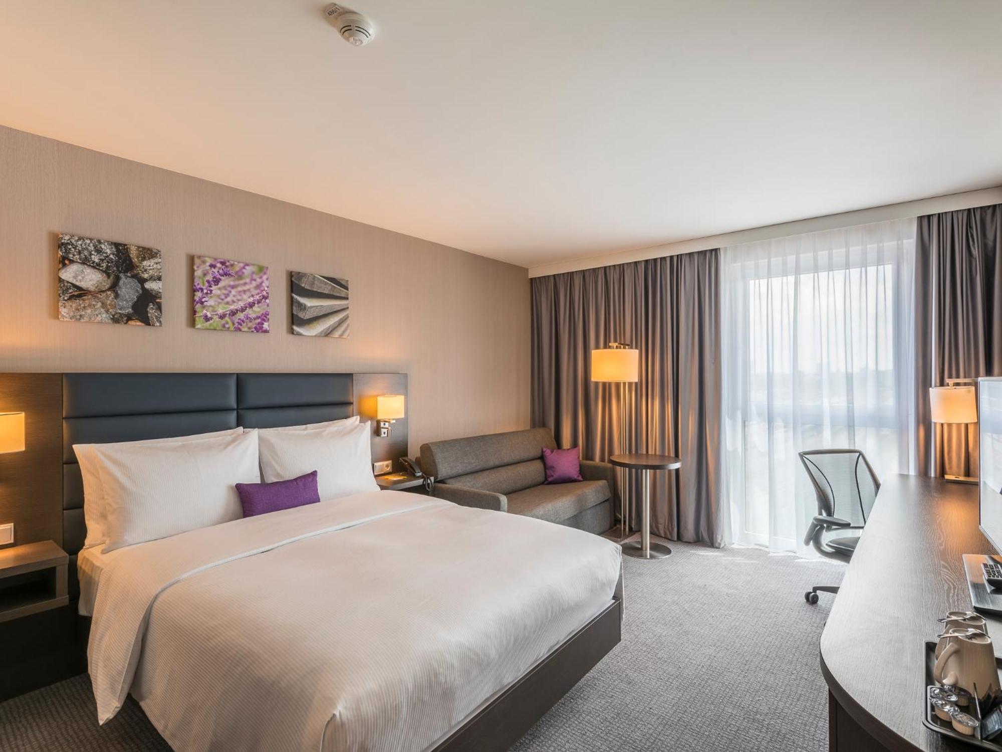 Hilton Garden Frankfurt Centre Hotel 4*