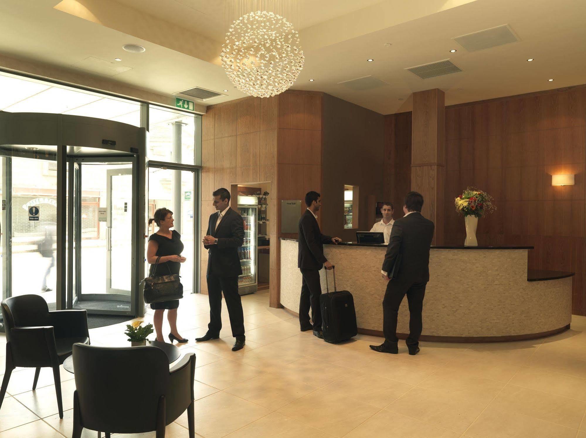 Hilton Garden Frankfurt Centre Hotel 4*